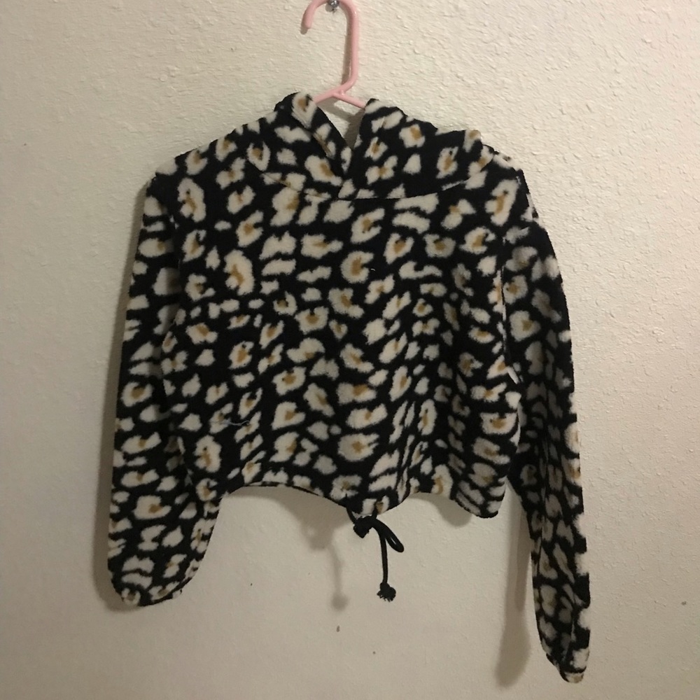 Crop top sweaters